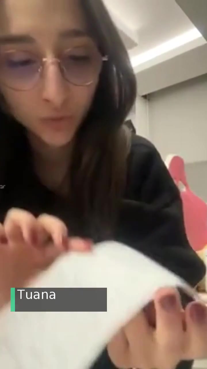 Nyx Professional Makeup Yeni Aldığım Ürünün Neredeyse Boş Çıkması videonun kapak resmi