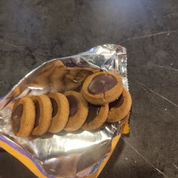 Torku Bisküvilerinde Aşırı Sert Ve Yanık Tat: Kalite Kontrolü Talebi