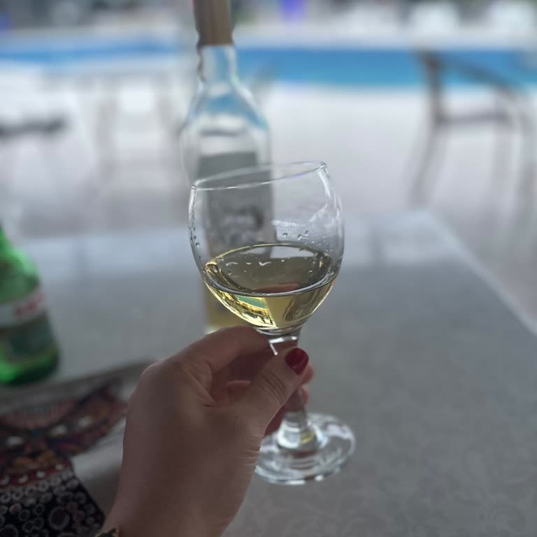 Müdürün Tutumu Ve Rezervasyon İsteğinin Görmezden Gelinmesi