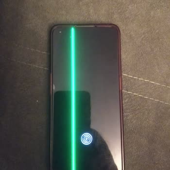 Realme GT2 Pro Yazılım Güncellemesi Sonrası Kalıcı Yeşil Çizgi Sorunu