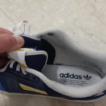 Adidas Ayakkabısının Sağ Topuk Sertliği Nedeniyle Yürüme Ağrısı Ve Değişim Talebi
