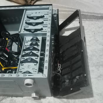 Kırık Bilgisayarın İadesi İçin PTT Kargo’dan Hızlı Tazminat Talebi