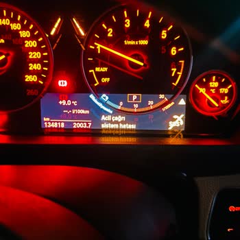 BMW 318i Modelinde Sos Acil Çağrı Arızası Ve Sağ Kapı Kolunda Soyulma Sorunu