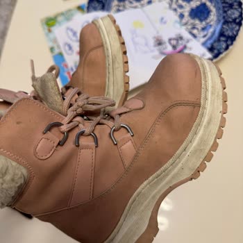 Kızımın Güvenliğini Tehlikeye Atan Ayıplı Kışlık Bot İçin İade Talebi