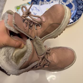 Kızımın Güvenliğini Tehlikeye Atan Ayıplı Kışlık Bot İçin İade Talebi