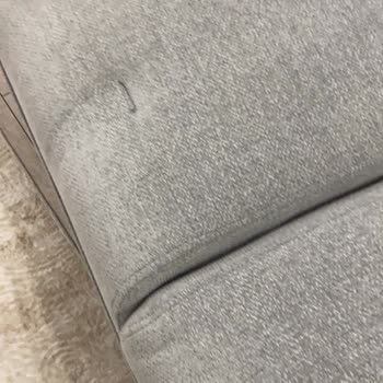 Enza Home’da Defolu Koltuk Takımı Değişimi Reddedildi, 25.000 TL Depolama Ücreti İstendi