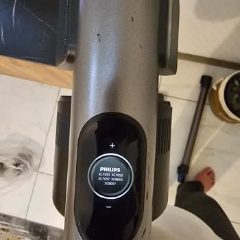 Philips 8000 Dik Süpürge Çekim Gücü Azaldı Ve Parçalar Gevşek