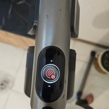 Philips 8000 Dik Süpürge Çekim Gücü Azaldı Ve Parçalar Gevşek