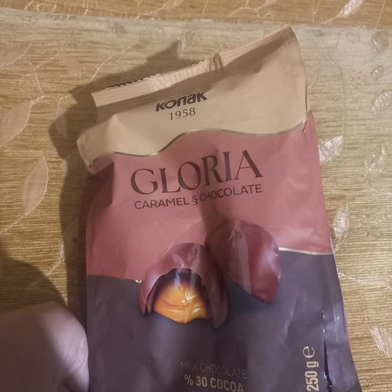 Karamelli Çikolatanın Aşırı Sert Olması Diş Kırma Ve Ağrıya Neden Oldu