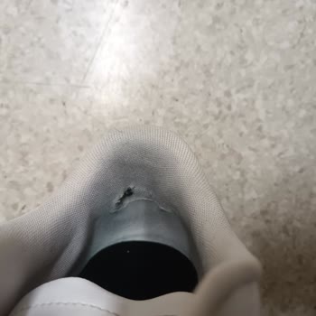 Puma Ayakkabıda Kısa Sürede İç Astar Çürümesi, Kullanıcı Hatası Olarak Değerlendirildi