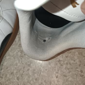 Puma Ayakkabıda Kısa Sürede İç Astar Çürümesi, Kullanıcı Hatası Olarak Değerlendirildi