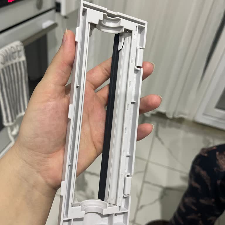 Roborock S8 Pro Ana Fırça Kapağı Kendi Kendine Kırıldı Ve Garanti Kapsamı Dışında