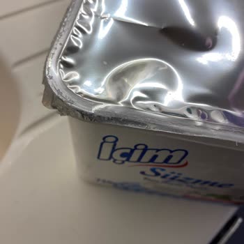 Küflü Süzme Peynir Ve Paketteki Sızıntı Şikayetim