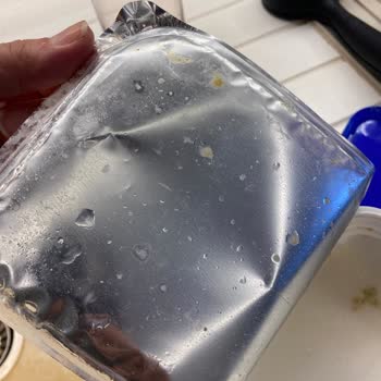 Küflü Süzme Peynir Ve Paketteki Sızıntı Şikayetim