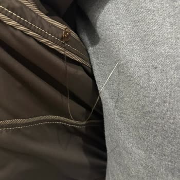 Göğsüme Batan İğne Nedeniyle Derimod Montunda Güven Kaybı Ve İade Talebi