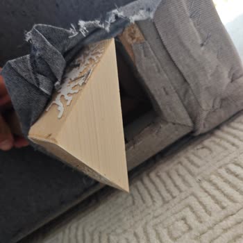 Vivense'de Yeni Alınan Köşe Koltuğun Ayağı Kırıldı, İade Ve Ücretsiz Değişim Talebi