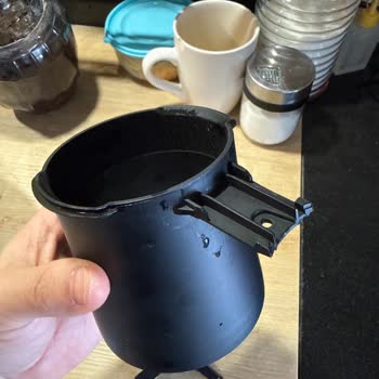 Arçelik Telve Kahve Makinesinde Cezve Sapı Kırıldı, Garanti Desteği Reddedildi