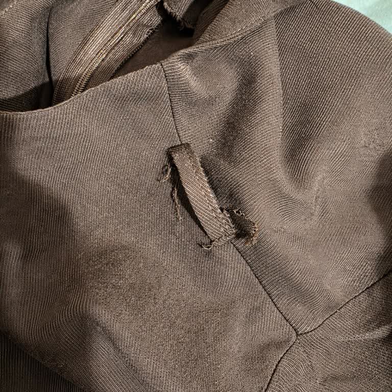 Eksik Ve Hasarlı Ürün Gönderimi, Cevapsız Müşteri Hizmeti Ve Tam İade Talebi