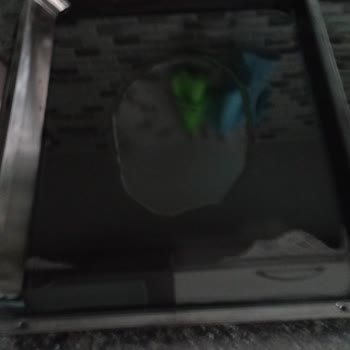 Arçelik Ankastre Fırın Tepsileri İnce Ve Esnek Çıkıyor, Yemek Pişirme Kalitesinde Sorun