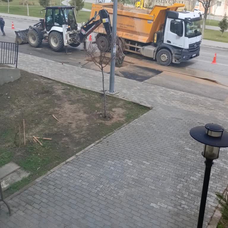 Su Hattı Patlamaları Sürekli Tekrarlanıyor Kalıcı Çözüm Bekleniyor