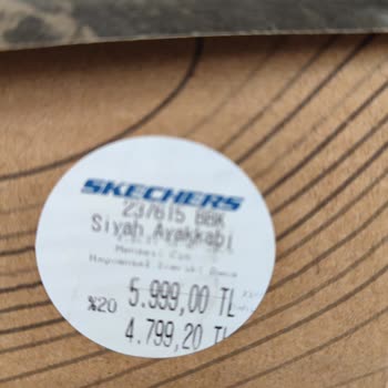 Skechers Ayakkabısının Kısa Sürede Çatlaması Ve Değişim Talebinin Reddedilmesi