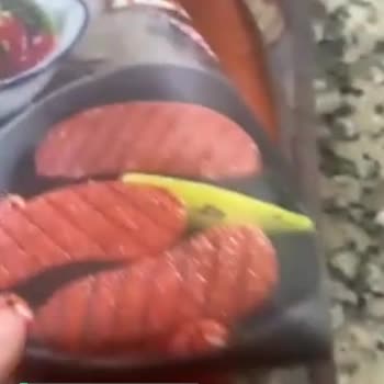 Pınar Yeni Alınan Sucukta Küf