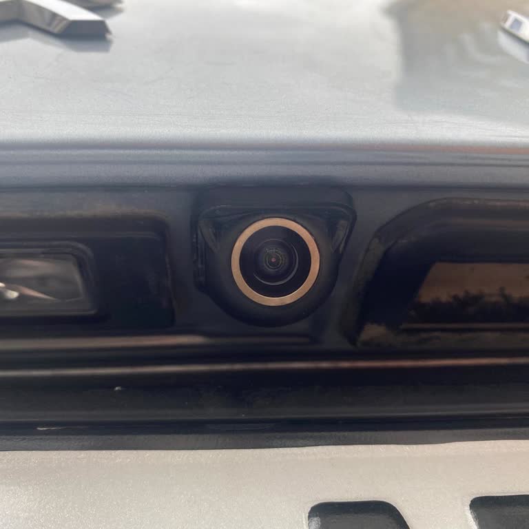 Yetkili Servis Orijinal Olmayan Kamera İçin Bagajı Delerek Takıldı Ve Garanti Reddedildi