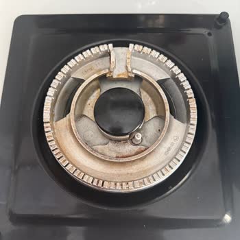 Beko Üstü Ocakta Boya Atması Ve Renk Değişimi Tekrarlıyor Ürün Değişimi Talep Ediyorum