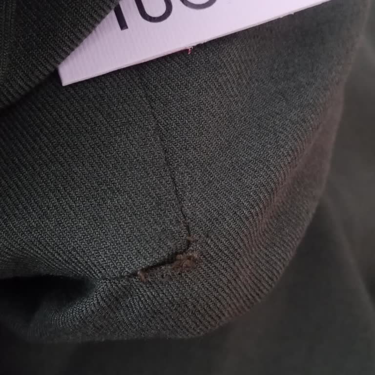 Tuğba Giyim Defolu Tunik Gönderdi