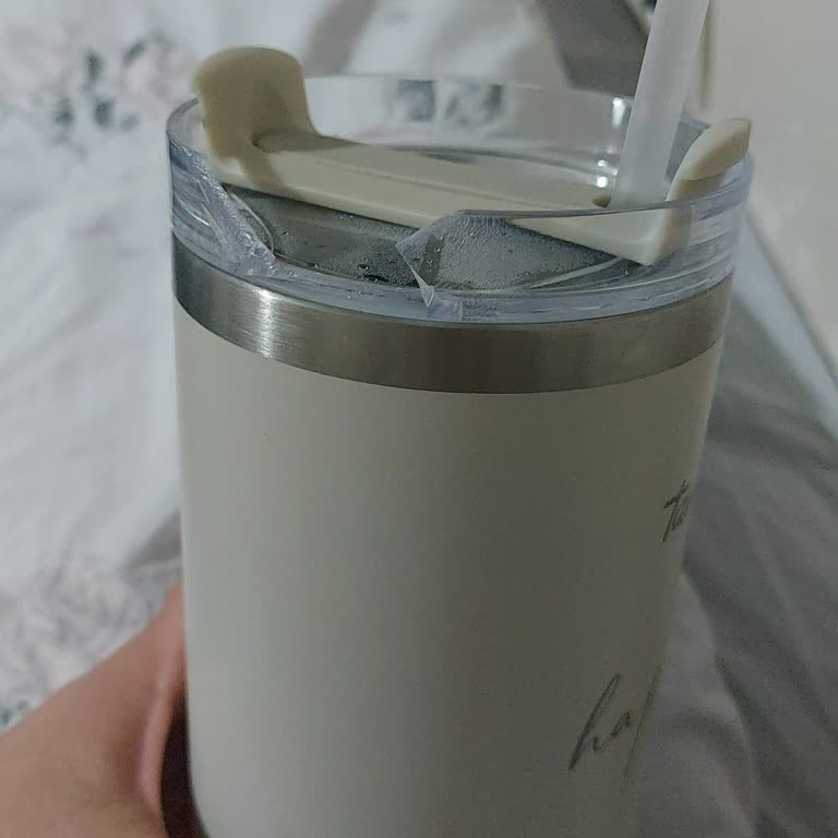 Tantitoni Çelik Termos Kapağı Küçük Düşüşte Kırıldı, Yedek Parça Temin Edilemedi