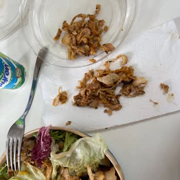 Çiğ Tavuk Ve Pişmemiş Pilav: Yemeksepeti'nden Aldığım Sipariş Sağlık Riskine Dönüştü, İade Talebi