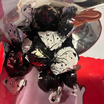 Şölen Vital Çikolata Paketi Sütlü İddiasına Rağmen Bitter Çikolata İçeriyor