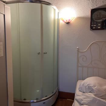 Orman Köşk Hotelde Hijyen Sorunları Ve Kullanılmayan Gün Ücretinin İadesi Talebi