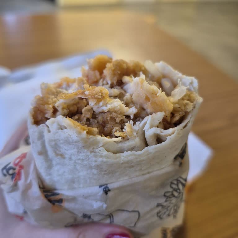 Cajun Corner Şubesinde Yanlış Sipariş, Eksik Sos Ve İade Reddine Şikayet