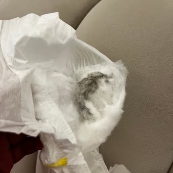 Molfix 2 Numaralı Bebek Bezinde Küflenmiş Görünüm Ve Bebek Sağlığı Endişesi