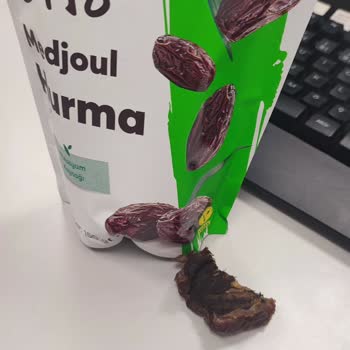 Medjoul Hurmasında Siyah Toz Görülmesi Hijyen Ve Sağlık Endişesi