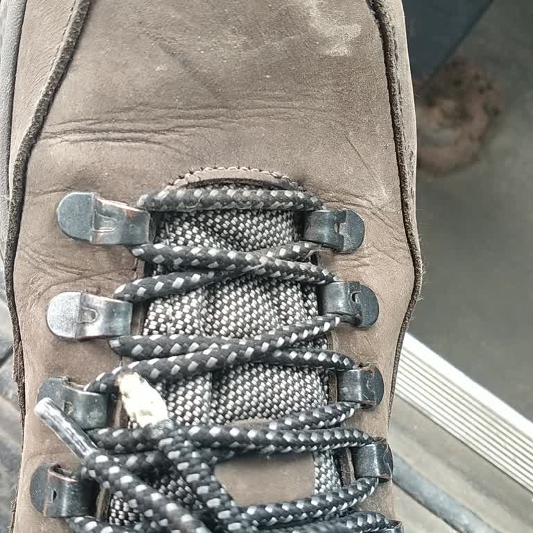 FLO Mağazası Dockers Ayakkabımın Dikiş Açılmasını Kullanıcı Hatası Olarak Değerlendirdi