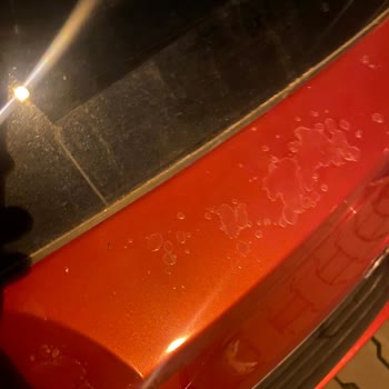 Toyota Auris 2013'te Bagaj Spoiler Ve Cam Tavan Perdesi Arızalarına Ücretsiz Çözüm İsteği