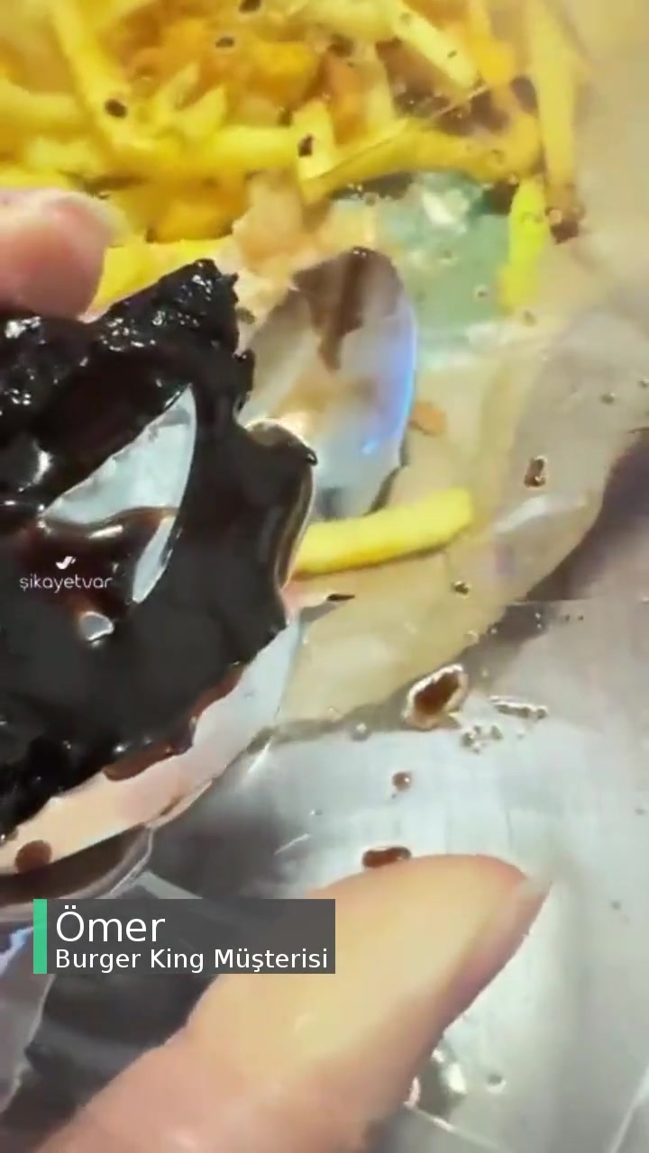 Burger King Sufle Siparişinde Jilet Gibi Cisimler videonun kapak resmi