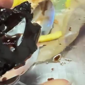 Burger King Sufle Siparişinde Jilet Gibi Cisimler