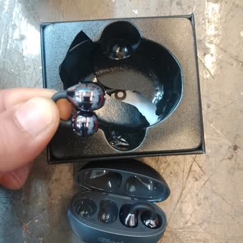 Yanlış Renk Ve Kırık Kutulu Kulaklık İçin İade Reddi