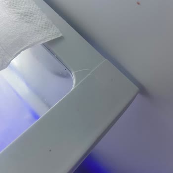 Beko Buzdolabının Kapak Plastiklerinin Kendi Kendine Kırılması Ve Ücretsiz Parça Değişimi Talebi