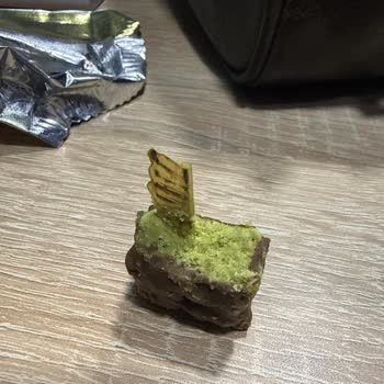 Çikolata İçinde Plastik Parça: Sağlık Endişesi Ve Kalite Güvensizliği