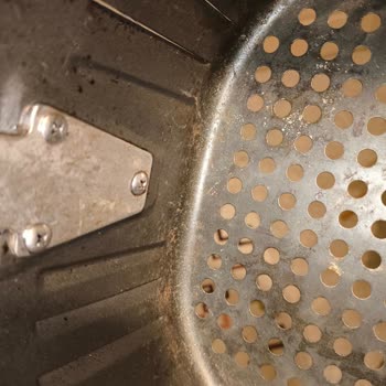 Kumtel Airfryer Sepetinde Hızlı Paslanma Ve Sürekli Kullanılamazlık