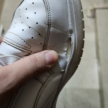 Puma Ayakkabımda Üretim Hatası Dikiş Ve Yapışkan Açılması