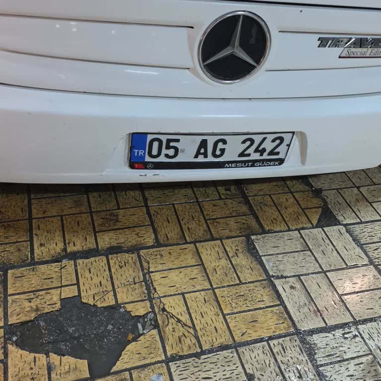 Şoförün Zarf İçin 300 TL Talebi Şirketten Açıklama Bekliyor