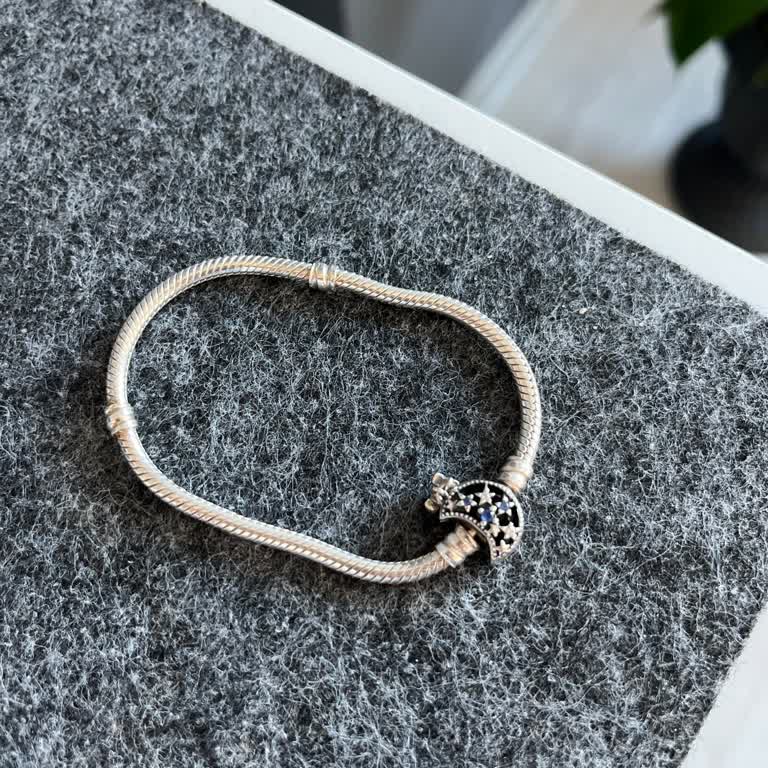 Kendiliğinden Açılan Pandora Bileklik Klipsi Ve Güvenlik Endişesi