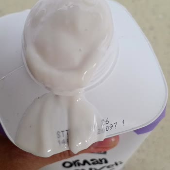 Son Kullanma Tarihi Geçmiş Olmasına Rağmen Bozulmuş Kefir