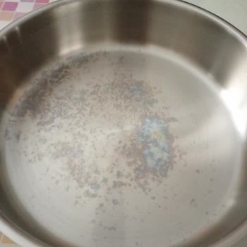 Korkmaz Perla Tencere Setinde Tekrarlayan Lekelenme ve Yapışma Sorunu