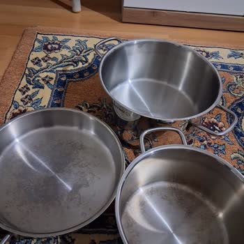 Korkmaz Perla Tencere Setinde Tekrarlayan Lekelenme ve Yapışma Sorunu